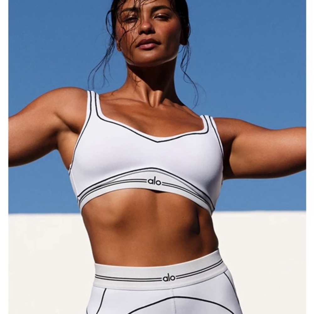 ALO Yoga White Sports Bra and Legging Set